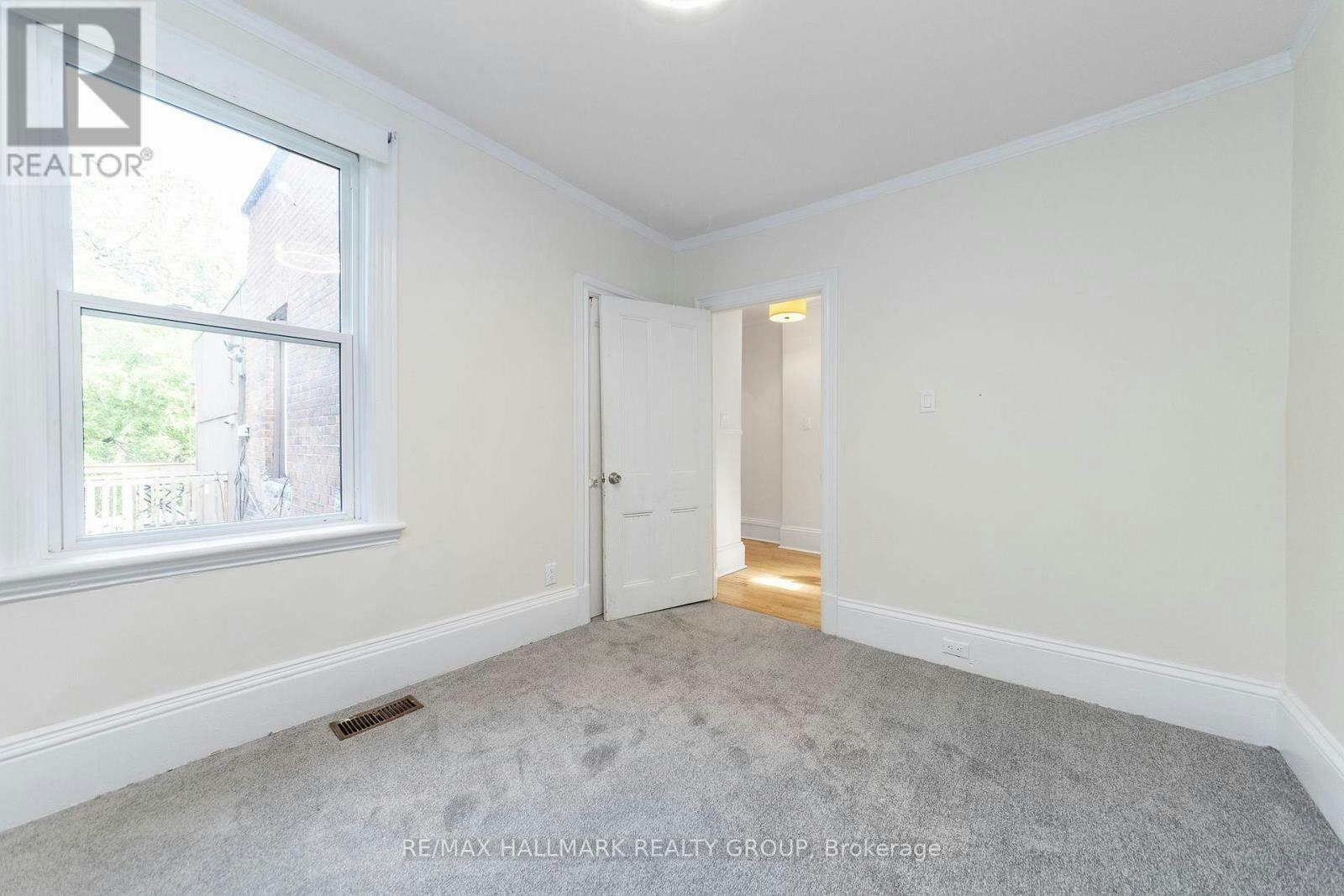 A-127 Henderson Avenue, Ottawa, ON, K1N 7P5 - 11