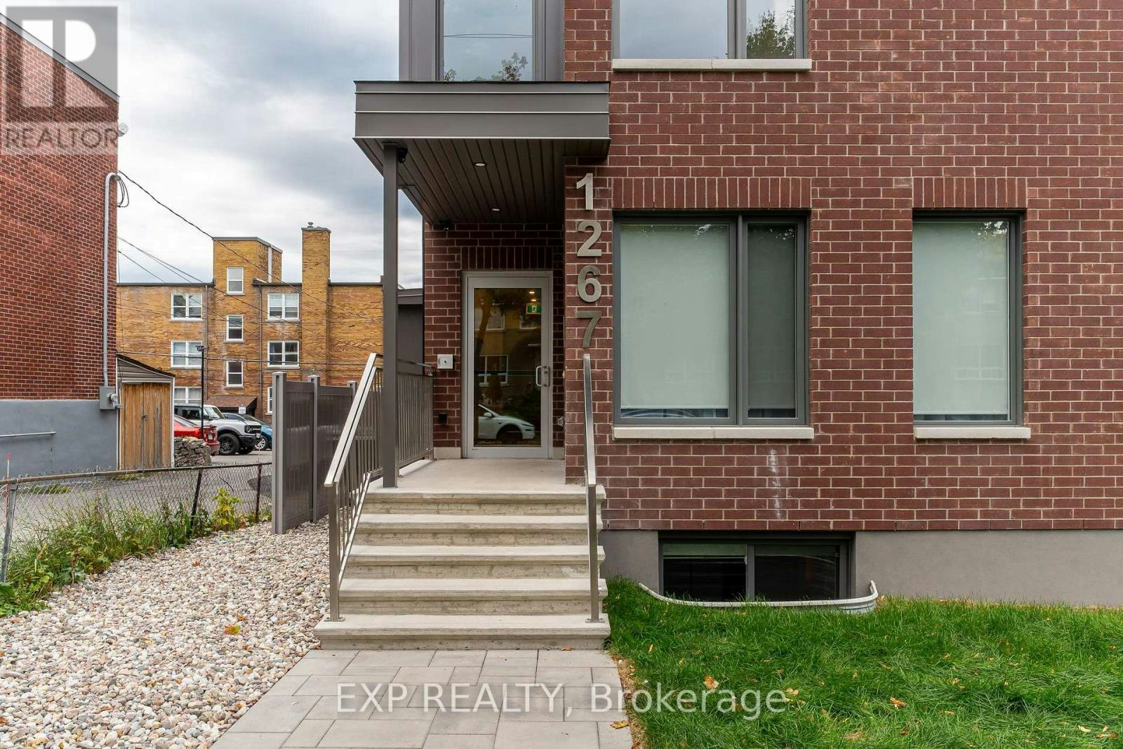 2-1267 Summerville Avenue, Ottawa, ON, K1Z 8G6 - 2