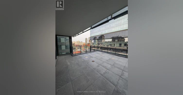 902-284 King Street, Toronto, ON, M5A 1K4 - 8