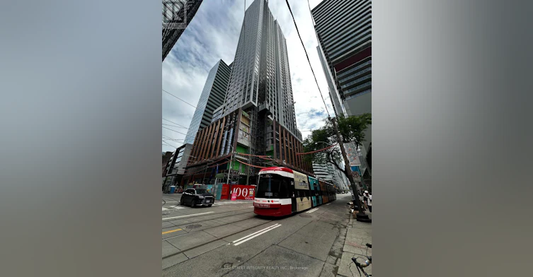 1529-400 King Street W, Toronto, ON, M5V 0X8