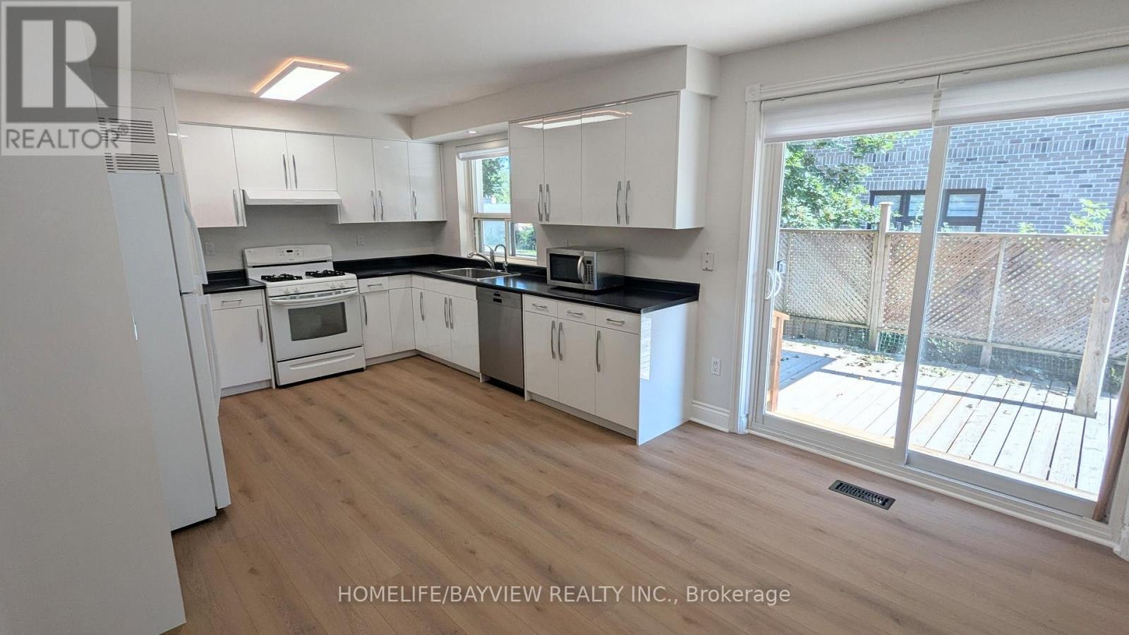 44 Starlight Crescent, Richmond Hill, ON, L4C 4X4 - 5