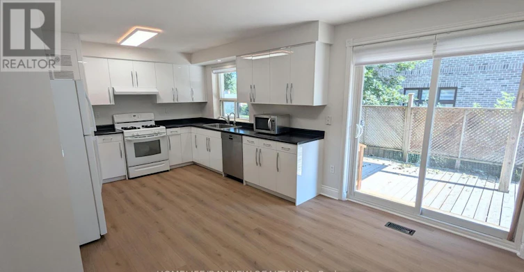 44 Starlight Crescent, Richmond Hill, ON, L4C 4X4 - 5