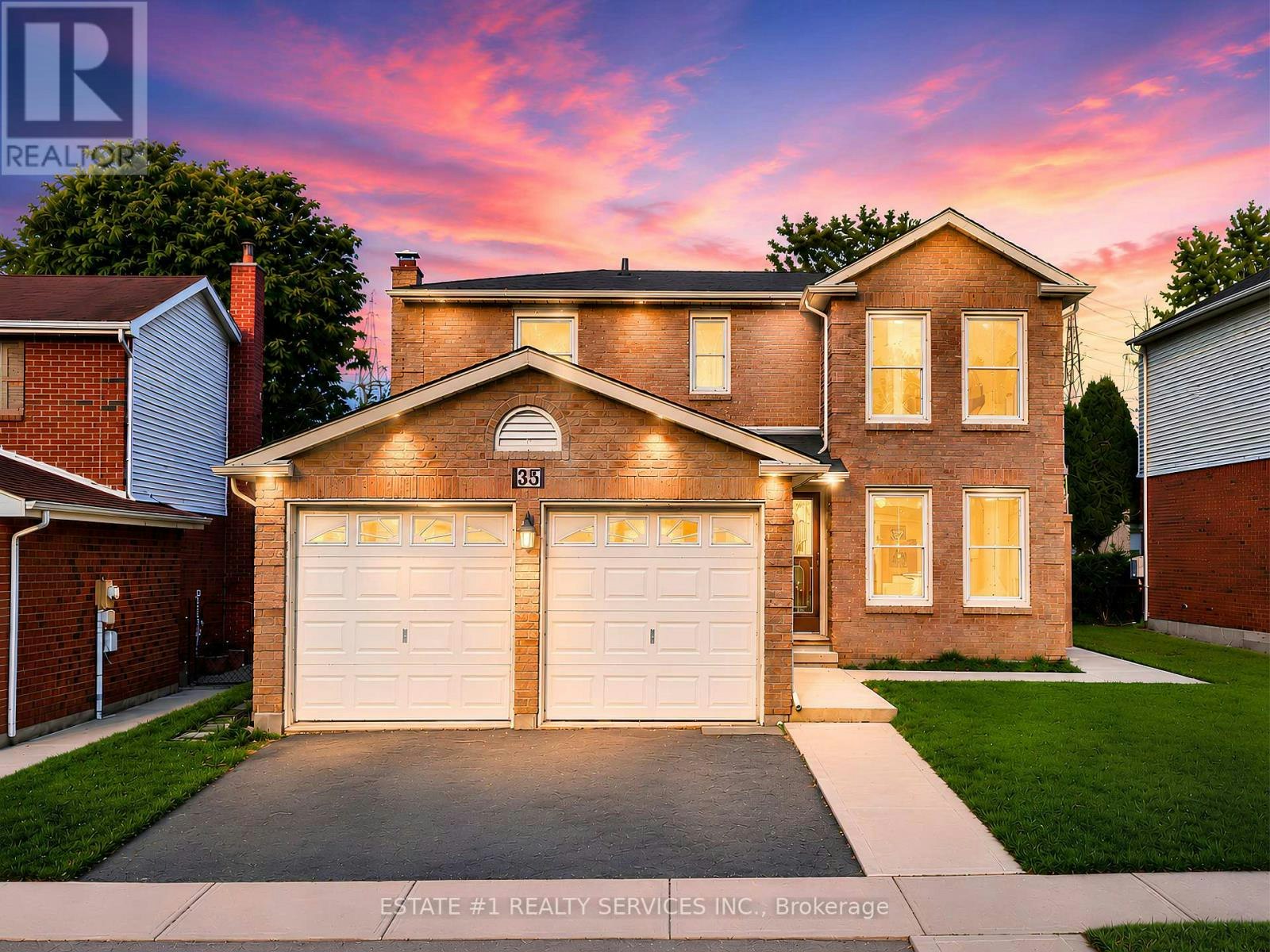 35 Golden Meadow Drive, Kitchener, ON, N2N 2L9