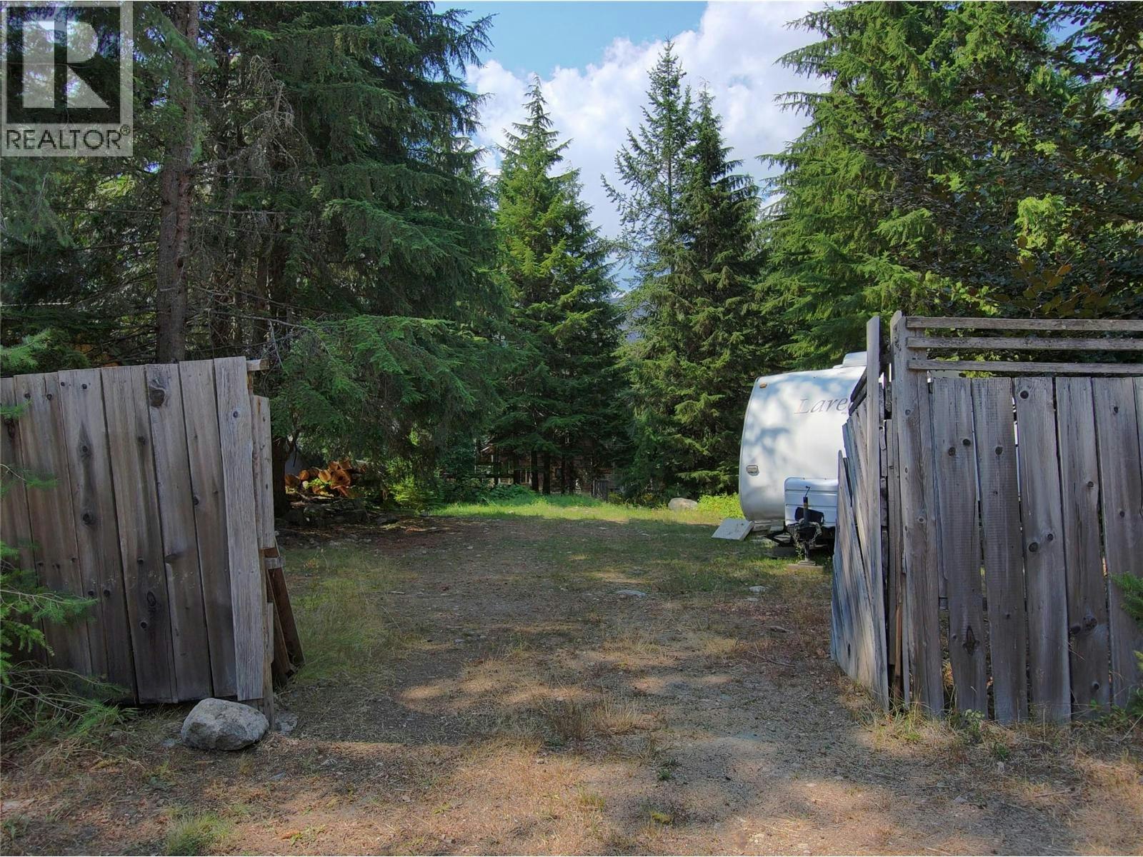 1111 Harold Street, Slocan, BC, V0G 2C0