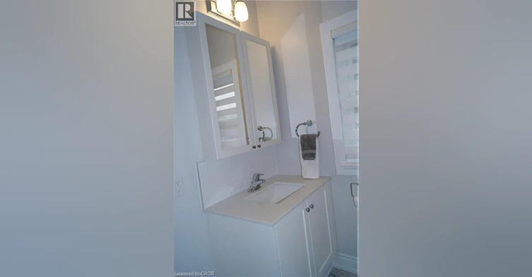 2-63 Holton Avenue S, Hamilton, ON, L8M 2L4 - 16