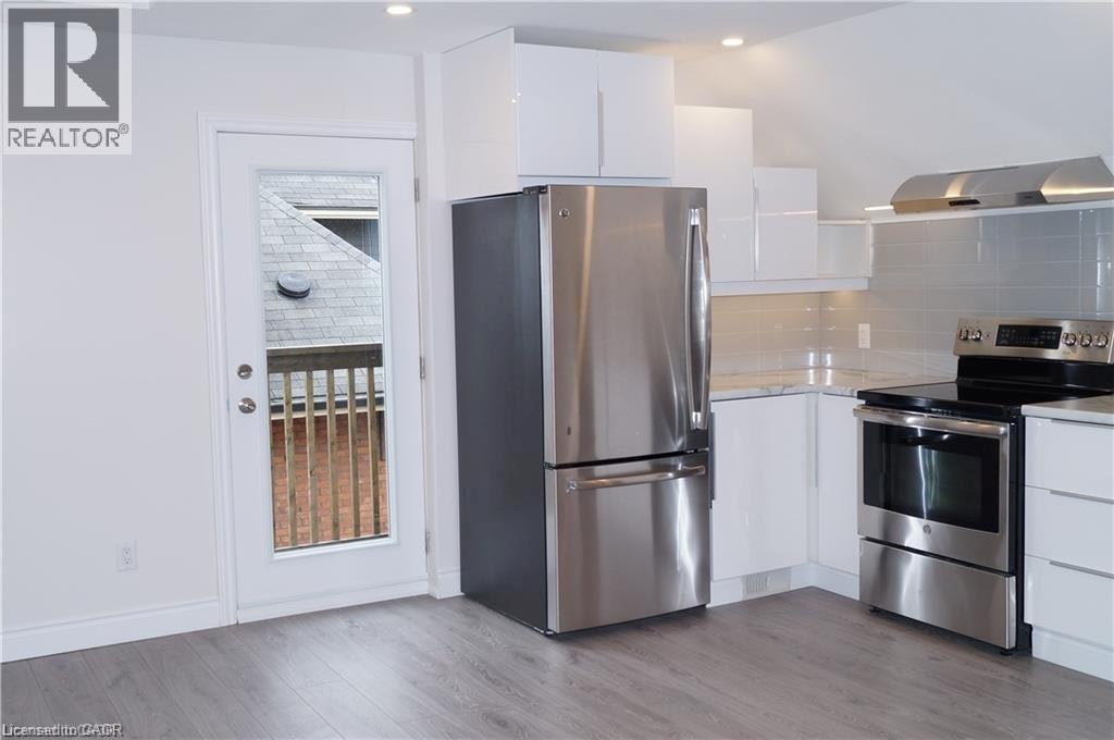 2-63 Holton Avenue S, Hamilton, ON, L8M 2L4 - 13
