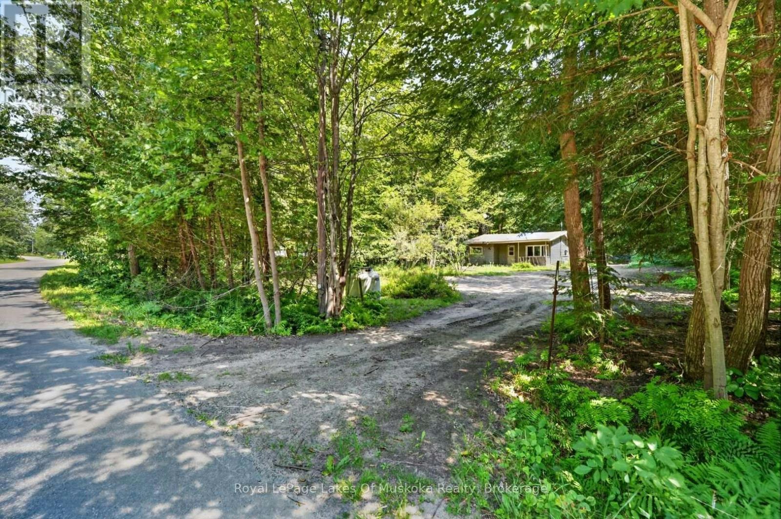 1341 Golden Beach Road, Bracebridge, ON, P1L 1W8