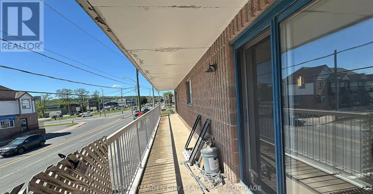 201-210 Pelham Road, St. Catharines, ON, L2S 1W9 - 9