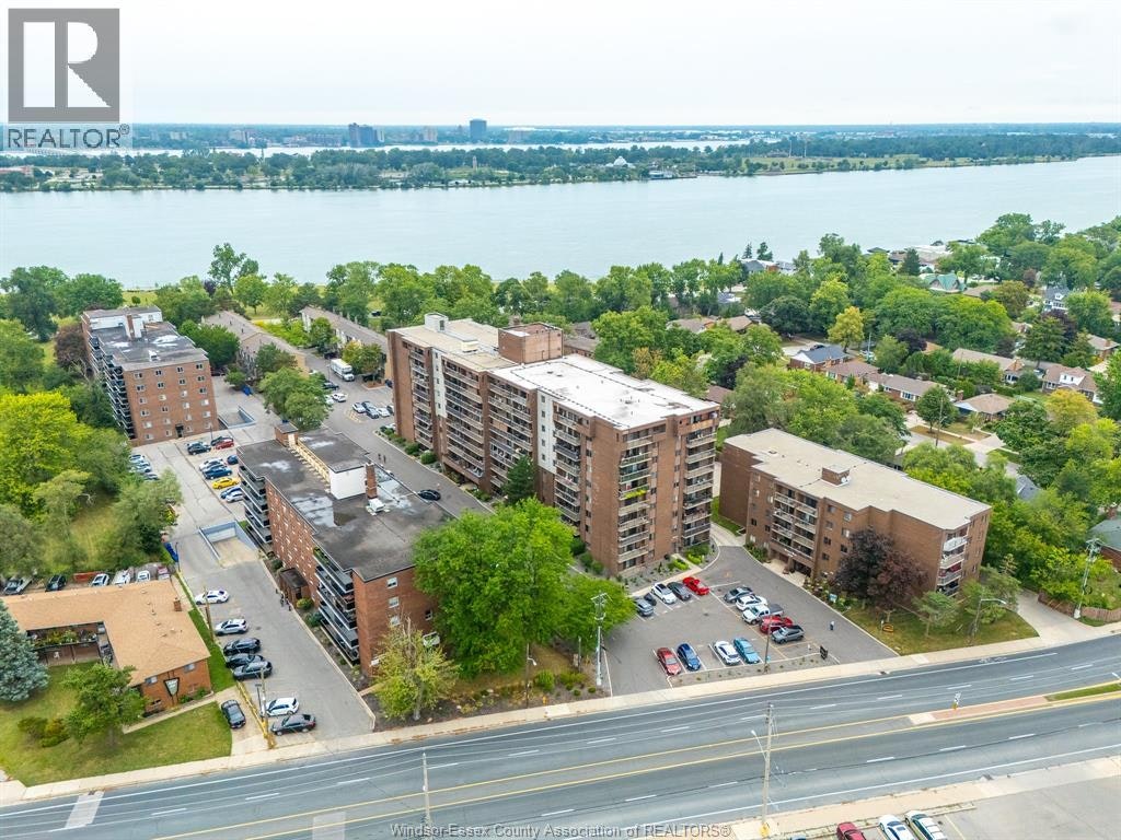 805-3936 Wyandotte Street, Windsor, ON, N8Y 4V1