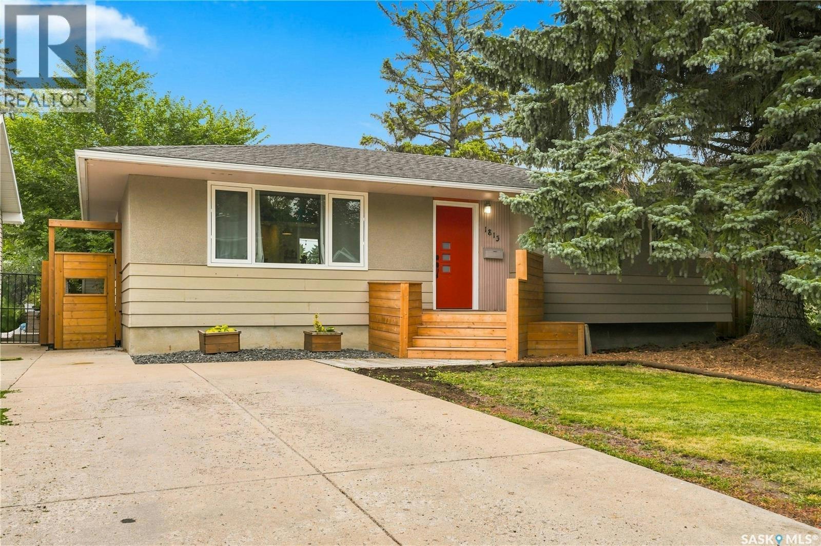 1813 Cameron Avenue, Saskatoon, SK, S7H 3N2