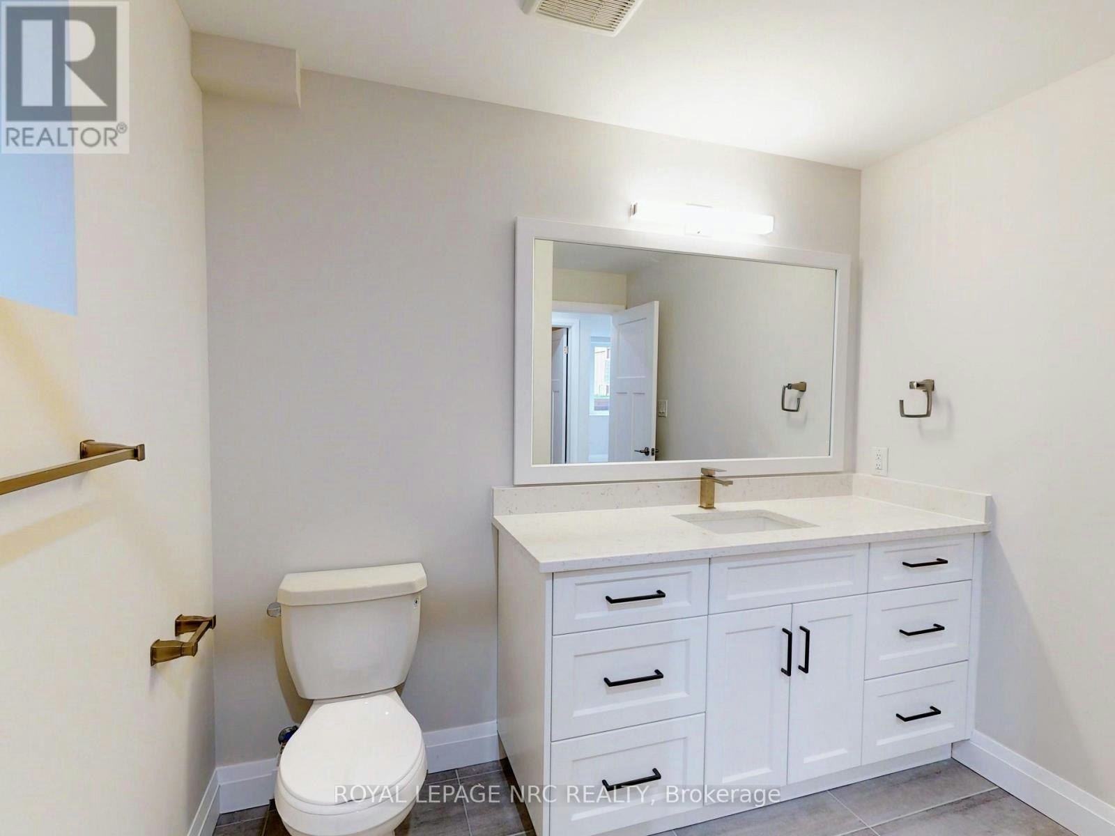 LOWER-10A Smythe Street, St. Catharines, ON, L2P 2G8 - 16