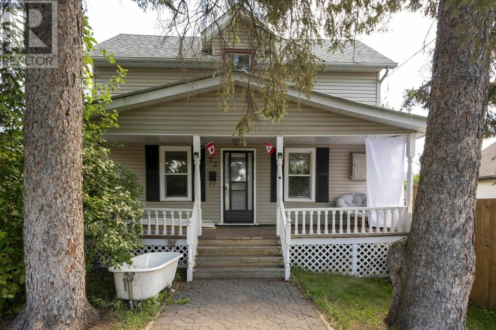 73 Empress Avenue N, Thunder Bay, ON, P7A 6C2