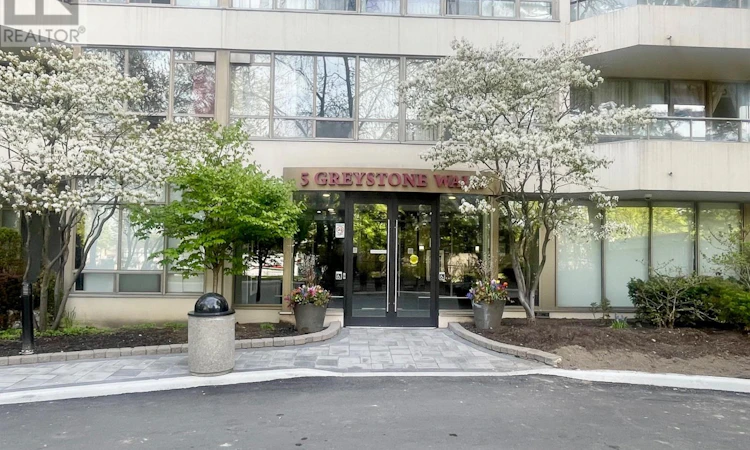 1206-5 Greystone Walk Drive