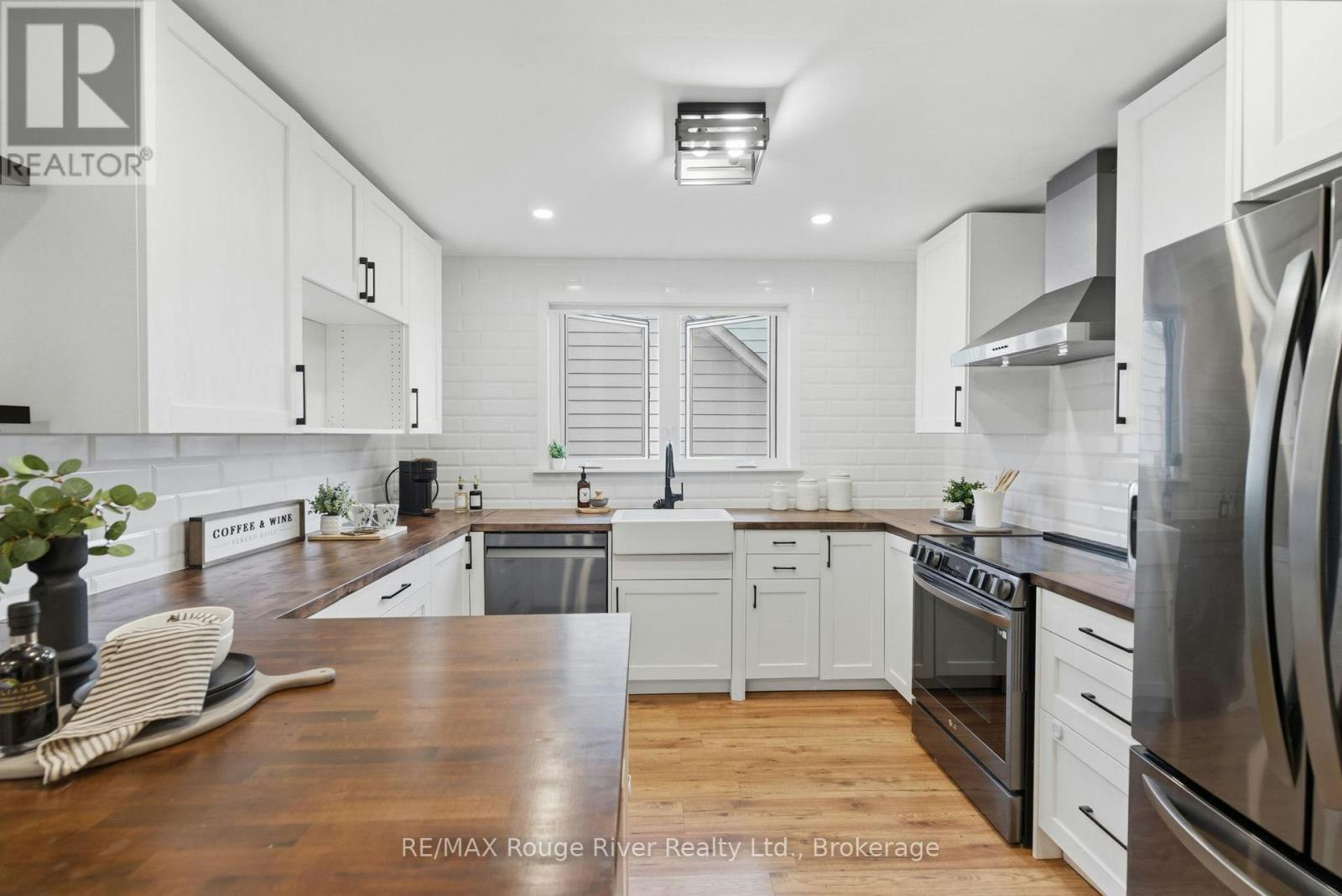 152 Wilson Road S, Oshawa, ON, L1H 6C1