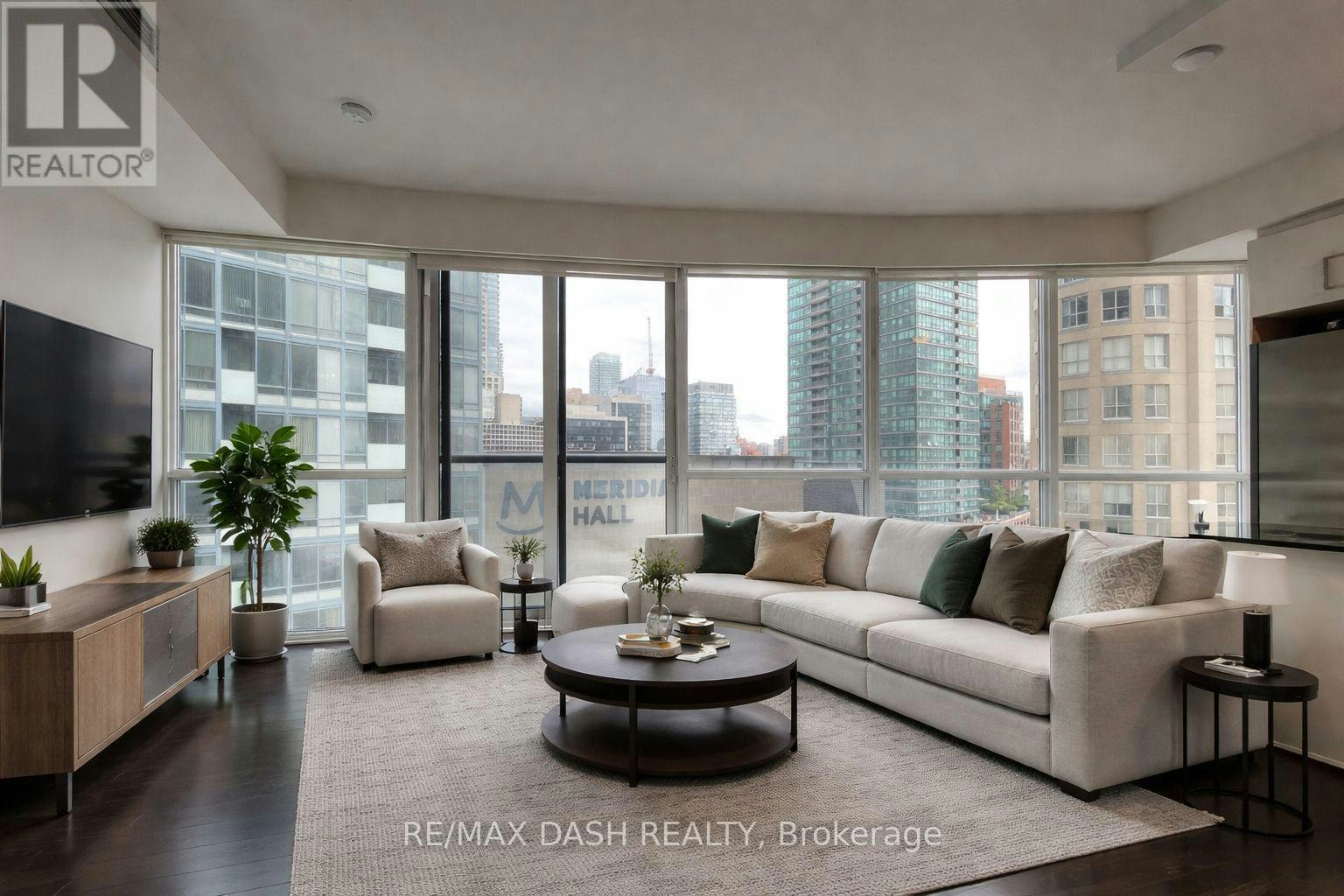 1005-1 The Esplanade Drive, Toronto, ON, M5E 0A8