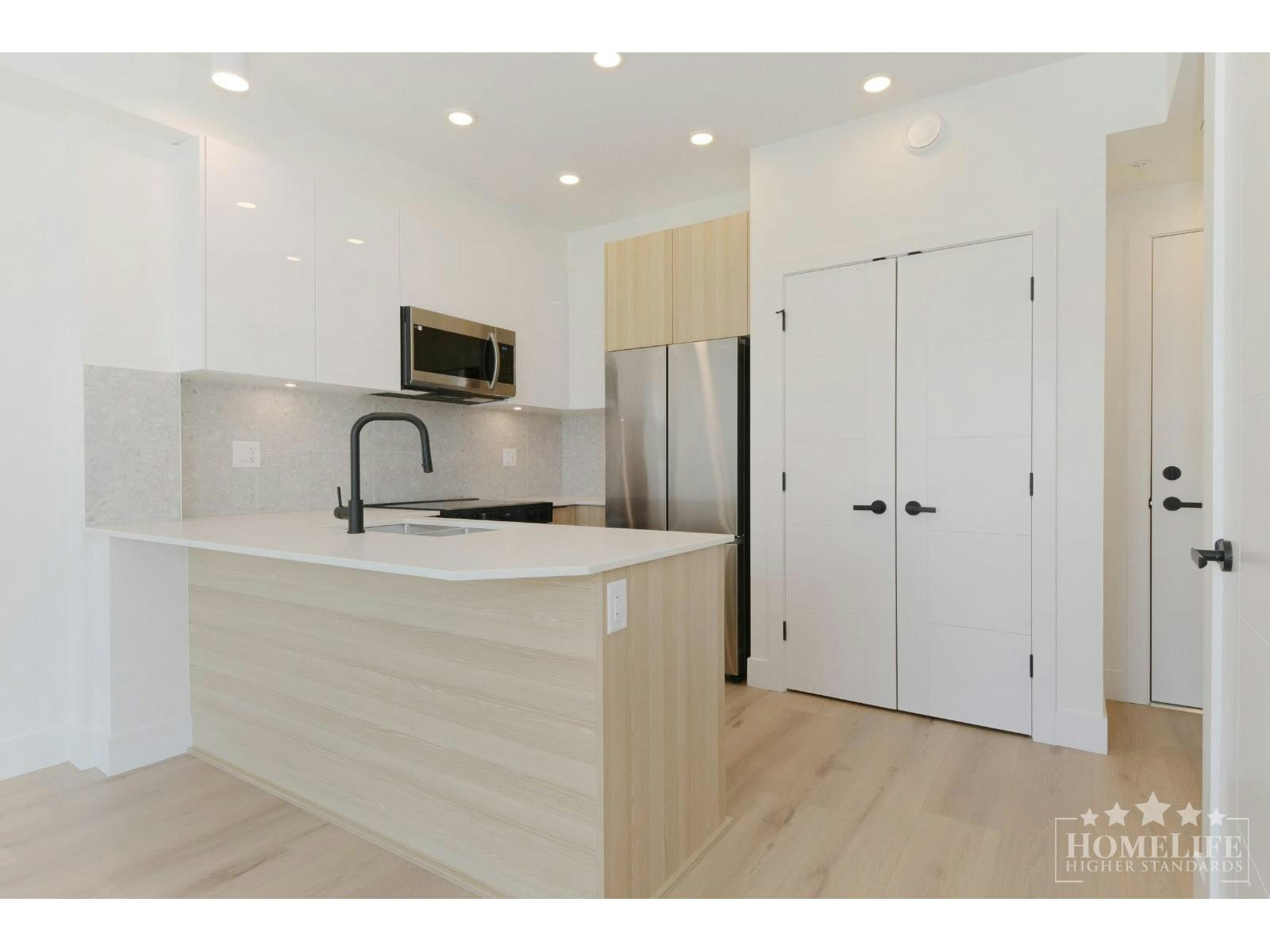 317-20769 Fraser Highway, Langley, BC, V3A 4G4 - 6