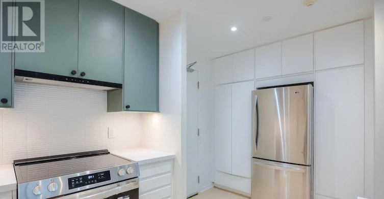 512-1863 Queen Street E, Toronto, ON, M4L 3Y6 - 9