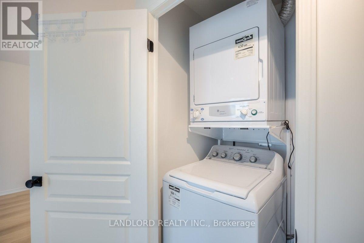 512-1863 Queen Street E, Toronto, ON, M4L 3Y6 - 18