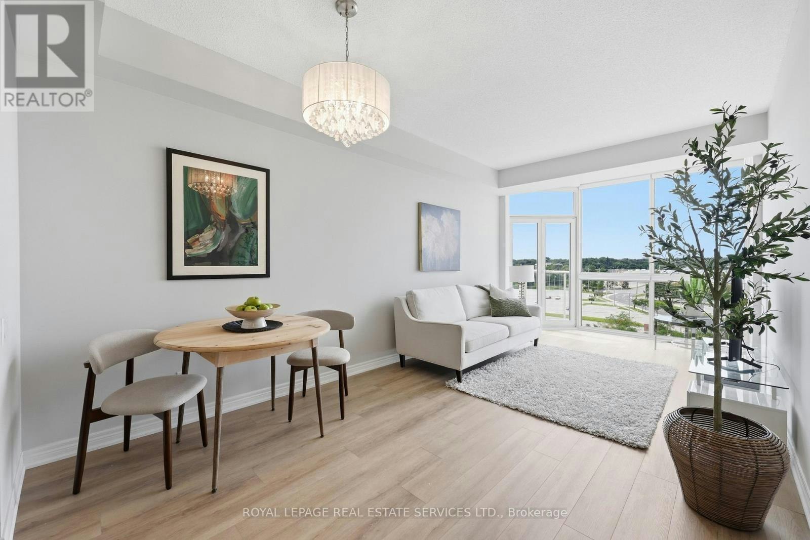 707-60 Old Mill Road, Oakville, ON, L6J 7V9