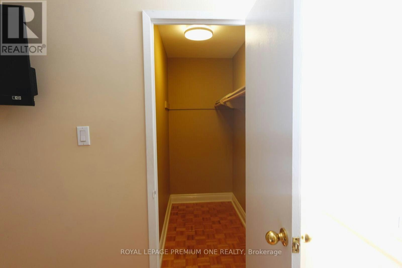305-3065 Queen Frederica Drive, Mississauga, ON, L4Y 3A3 - 12