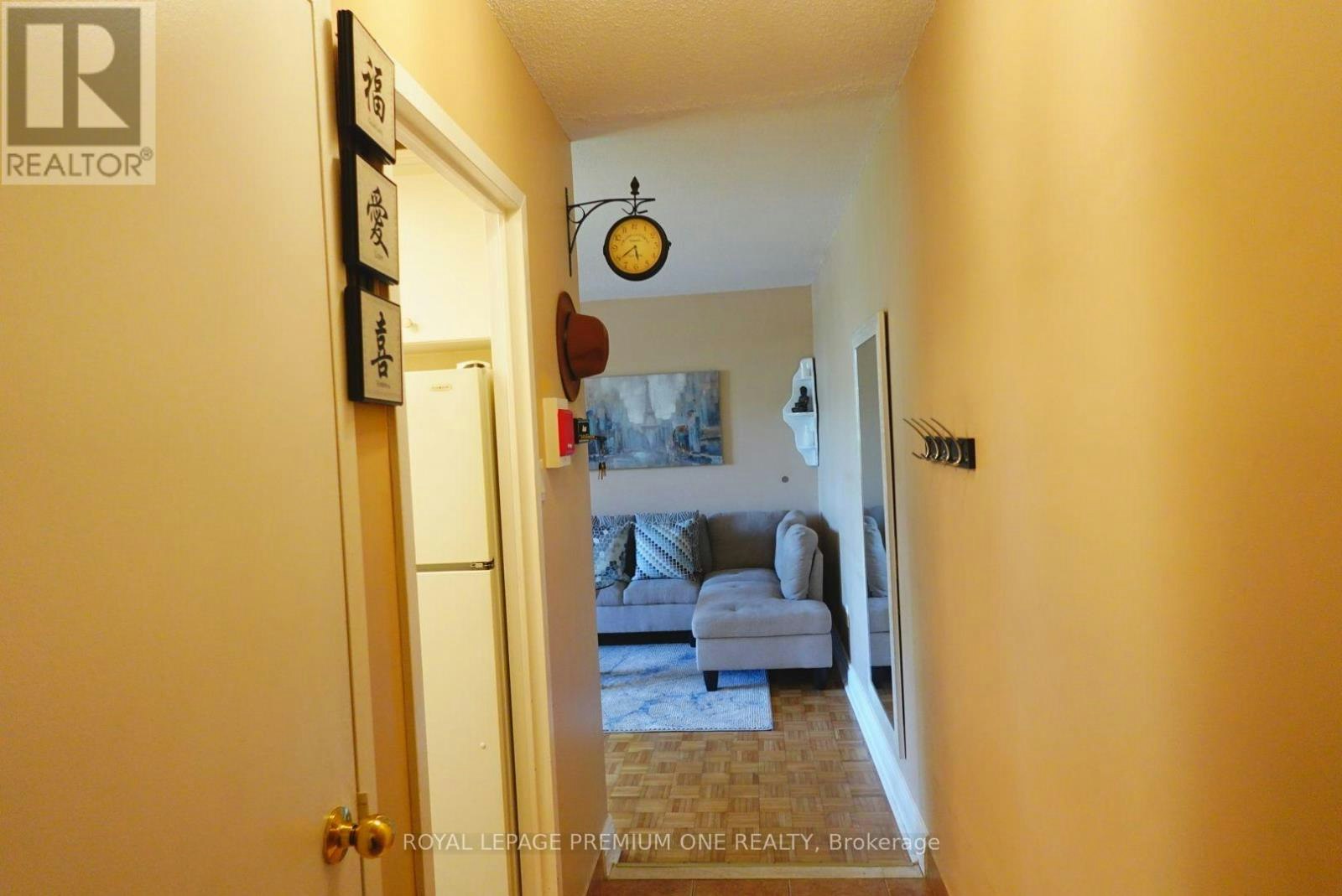 305-3065 Queen Frederica Drive, Mississauga, ON, L4Y 3A3 - 4