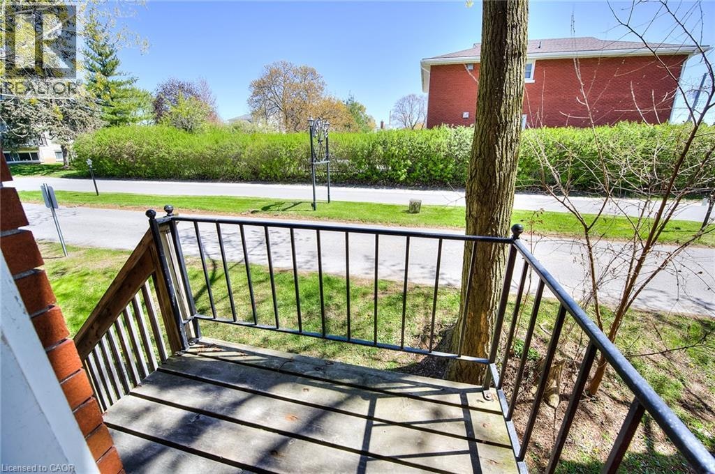 4-20 Raitar Avenue, Kitchener, ON, N2H 6A7 - 10