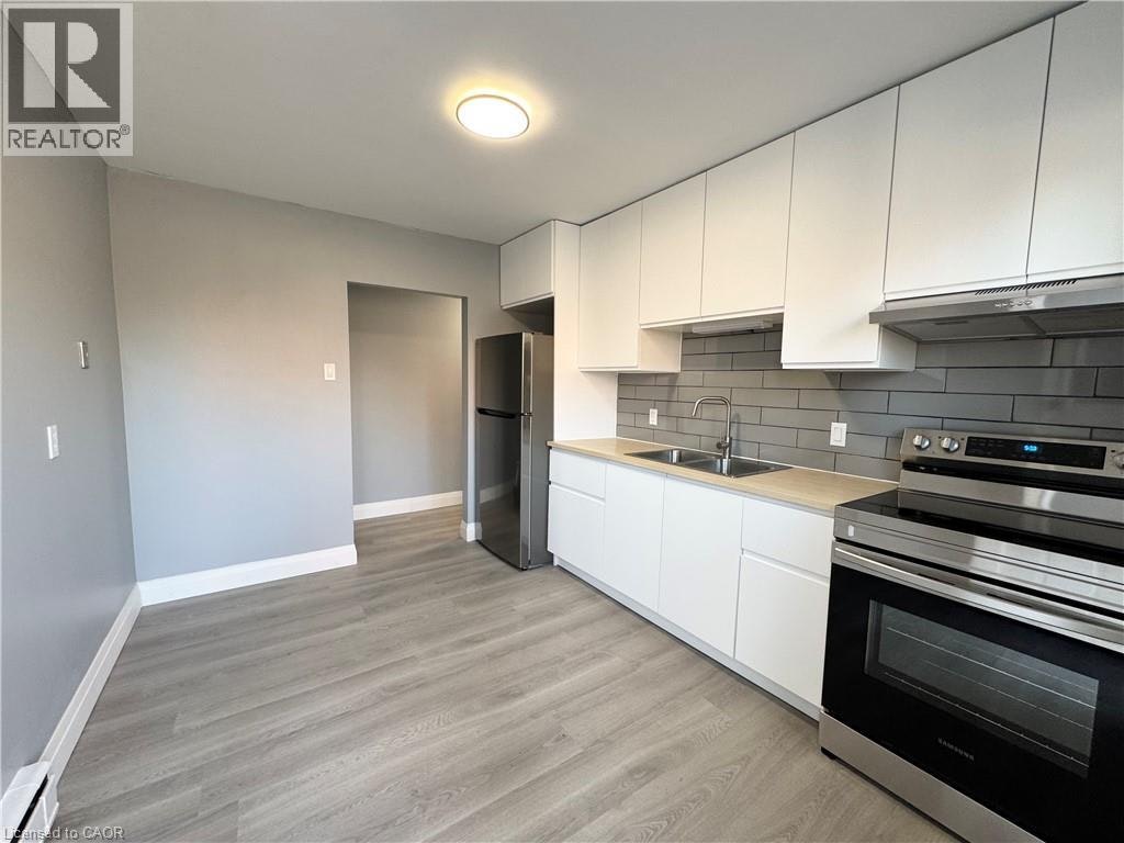 4-20 Raitar Avenue, Kitchener, ON, N2H 6A7 - 5