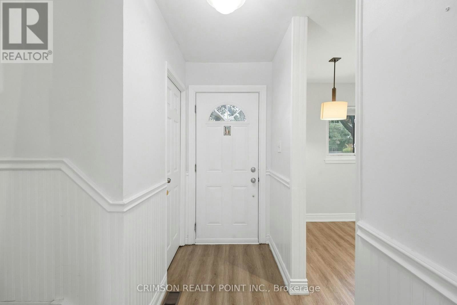 77-1350 Garth Street, Hamilton, ON, L9C 5V3 - 2