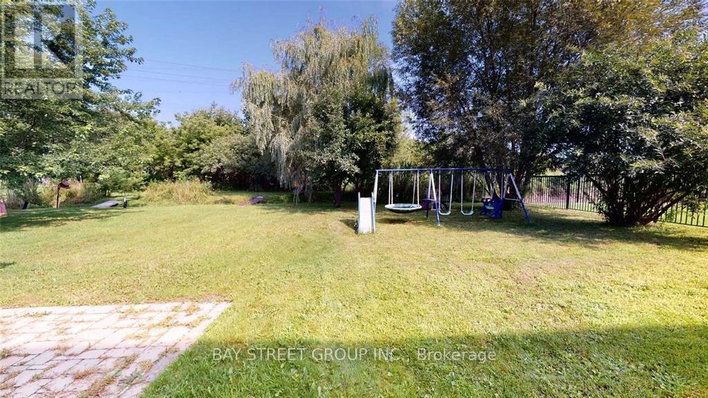 12 Milligan Street, Clarington, ON, L1B 0B4 - 13