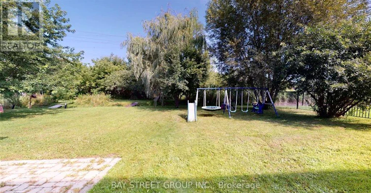 12 Milligan Street, Clarington, ON, L1B 0B4 - 13