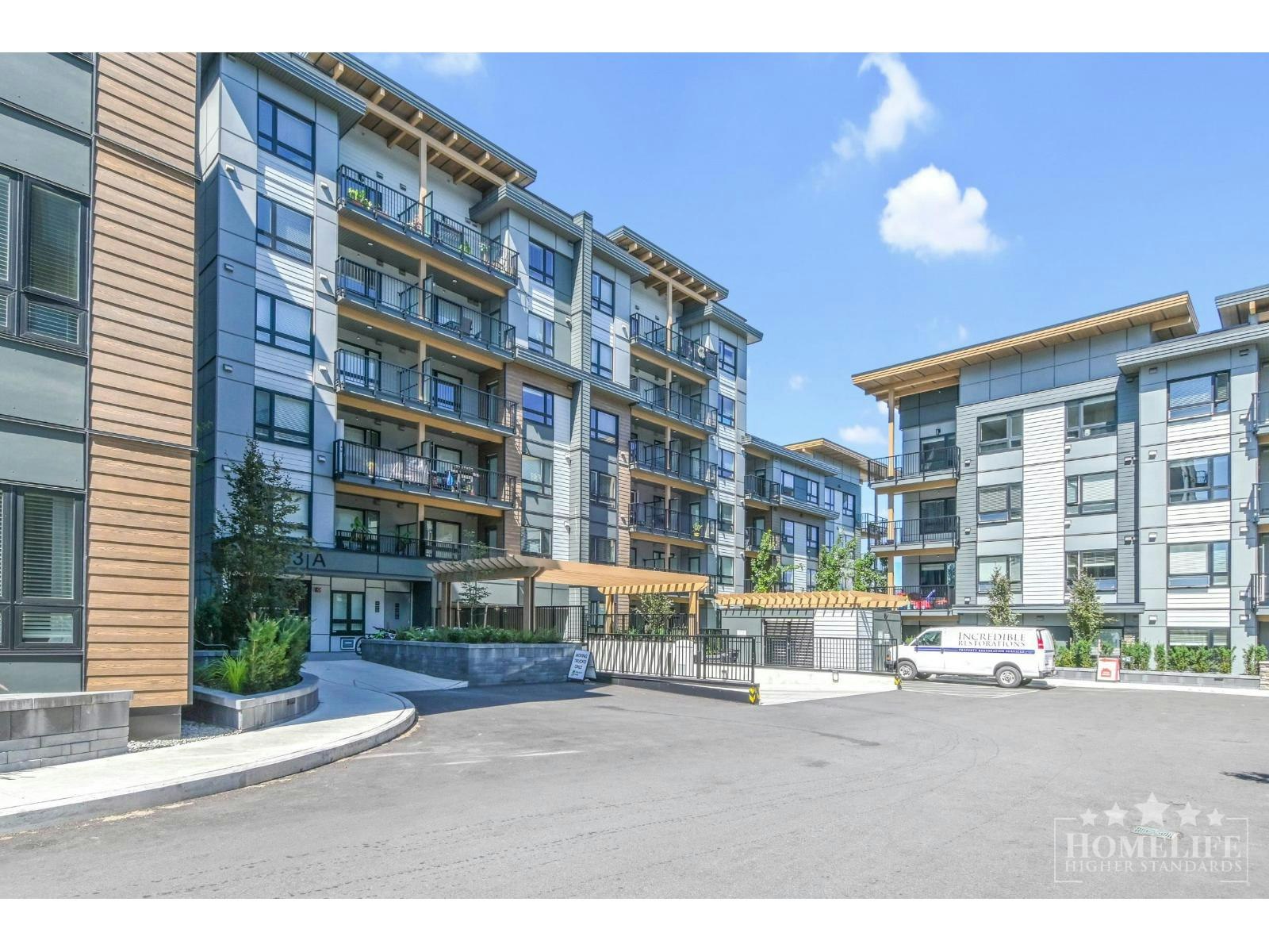 A424-8233 208b Street, Langley, BC, V2Y 4M7 - 2