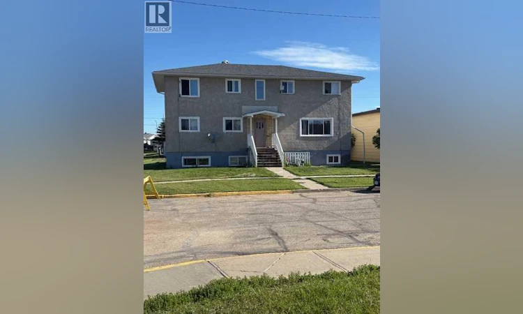 1-5-4740 54 Avenue