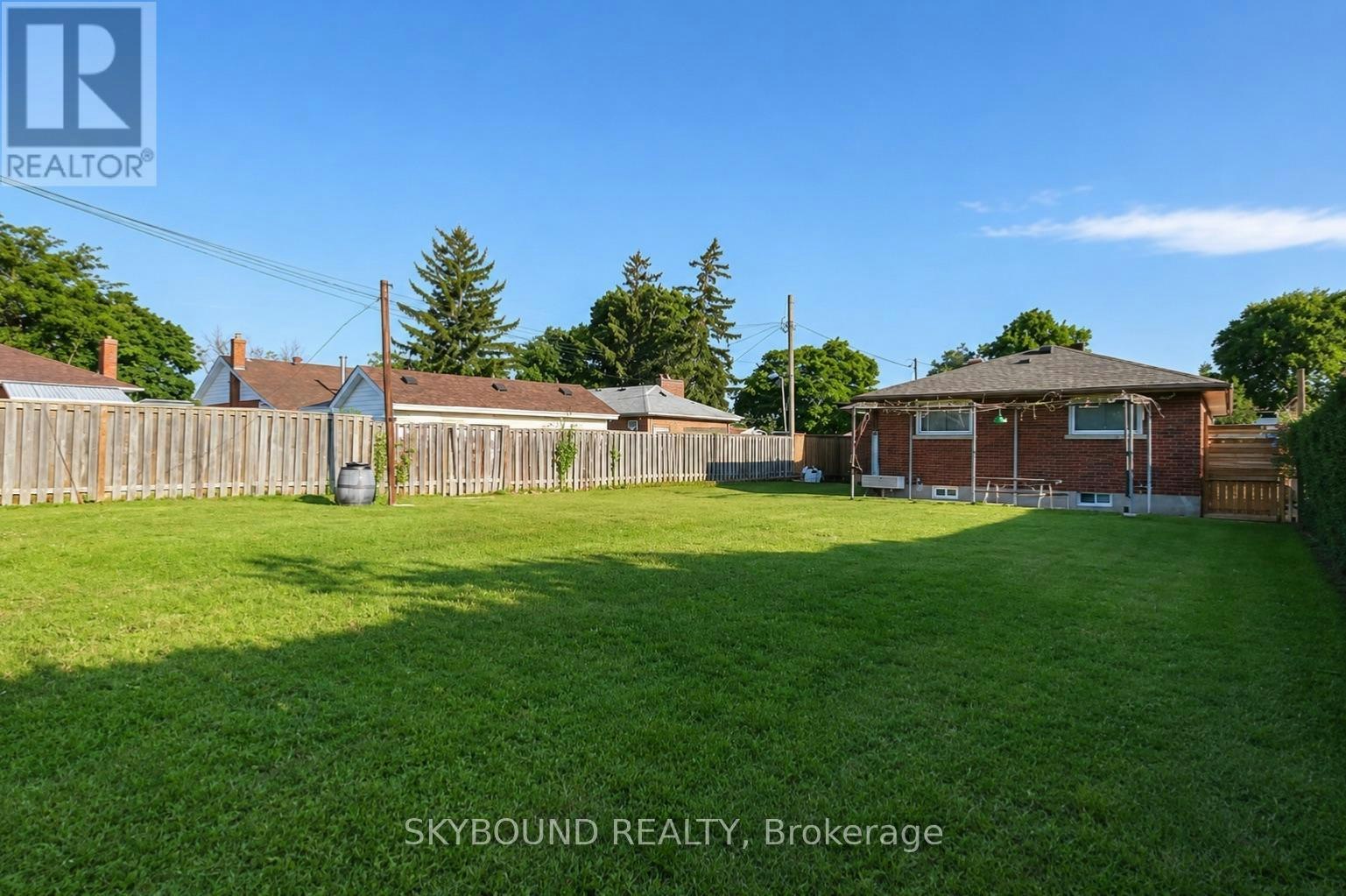 UPPER-135 Ryerson Street, Thorold, ON, L2V 3Y2 - 11
