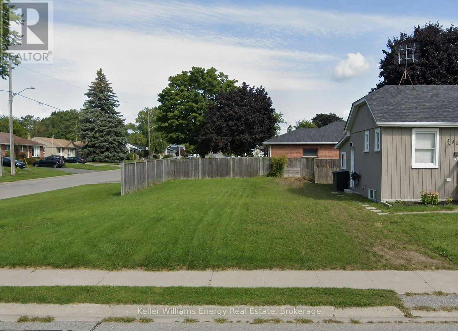 336 Annapolis Avenue, Oshawa, ON, L1J 2X9