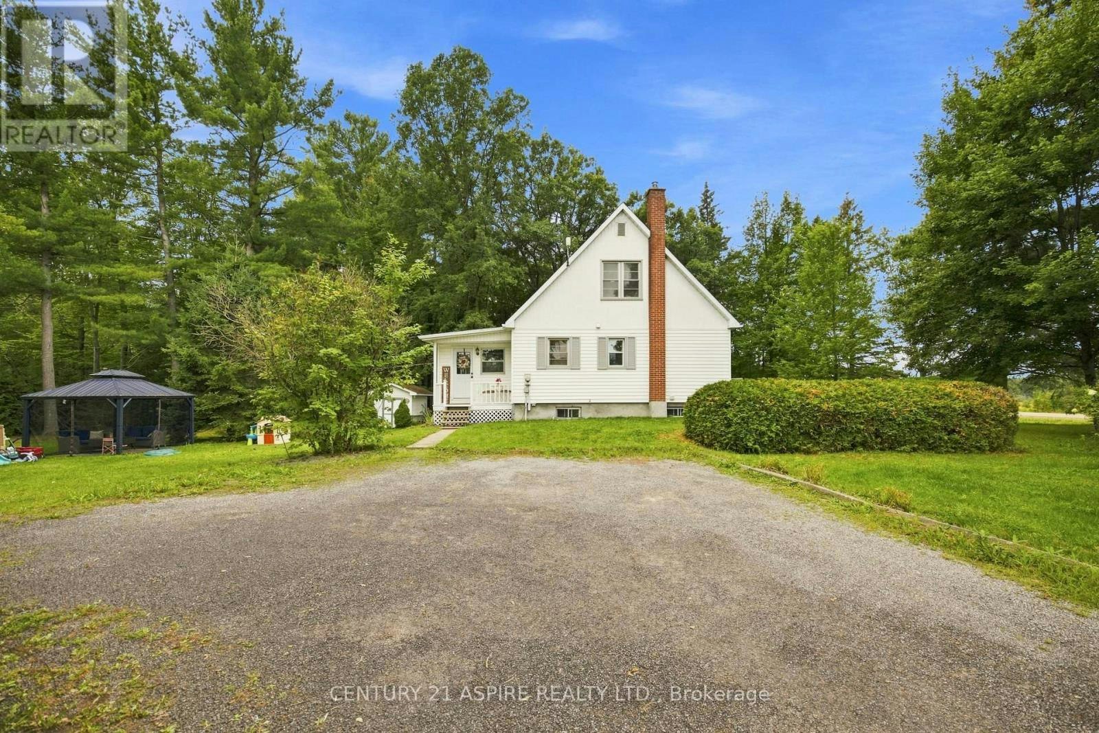 2583 B Line Road, Laurentian Valley, ON, K8A 6W8