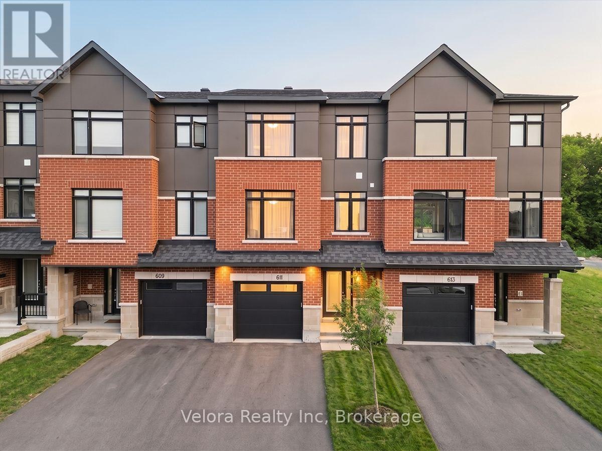 611 Knotridge Street, Ottawa, ON, K1W 0M3