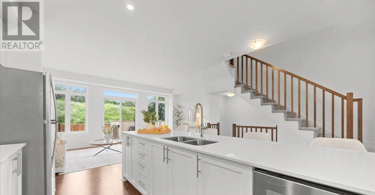 611 Knotridge Street, Ottawa, ON, K1W 0M3 - 17