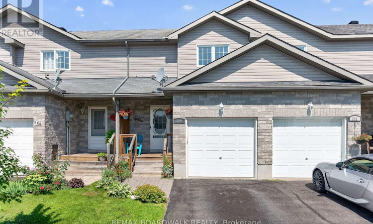 109 Raina Way