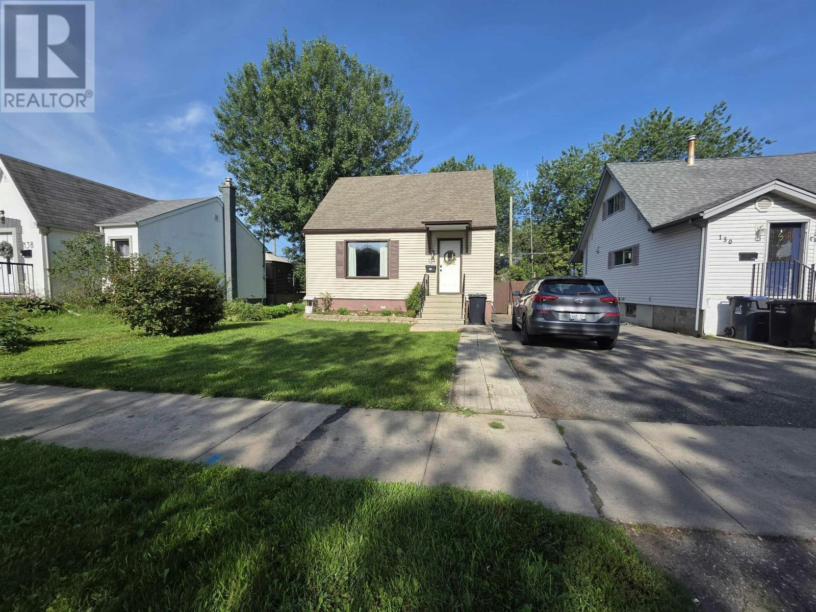 134 Kenogami Avenue S, Thunder Bay, ON, P7B 4R7