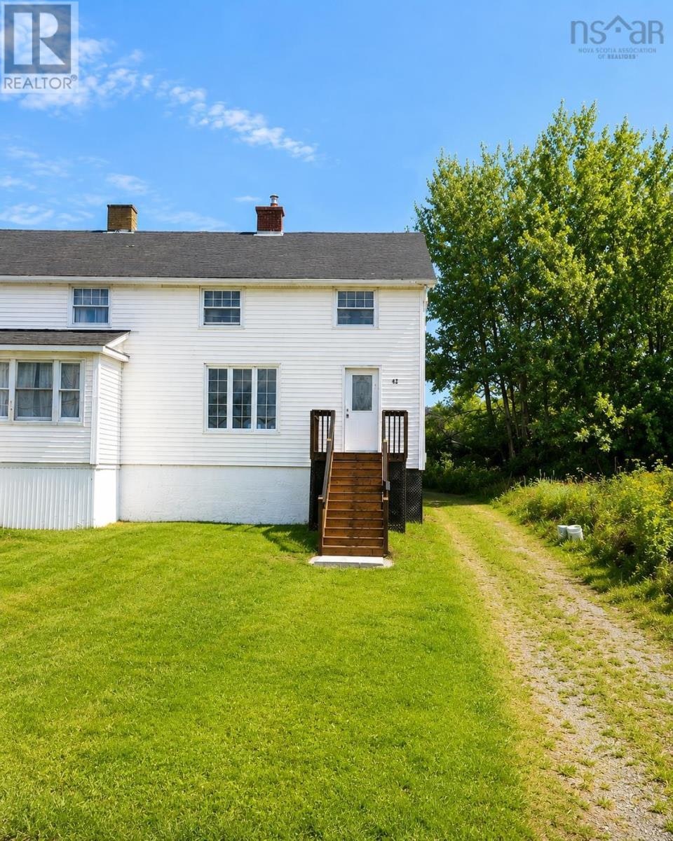 42 Richmond Street, Sydney, NS, B1P 1K6