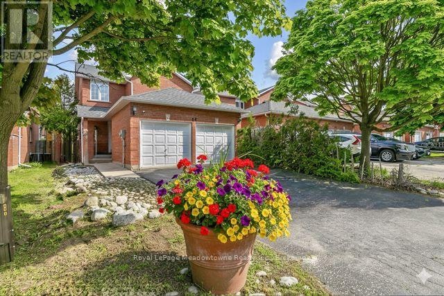 44 Corbett Street, Cambridge, ON, N1T 1V5