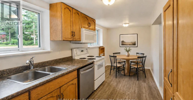 27 Elmhurst Crescent, Guelph, ON, N1H 6C8 - 3