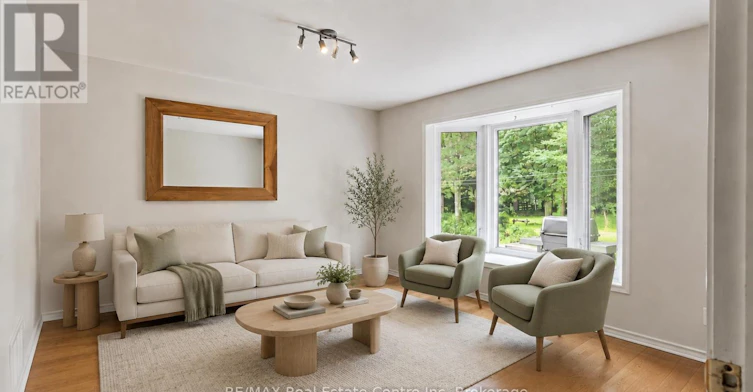 27 Elmhurst Crescent, Guelph, ON, N1H 6C8