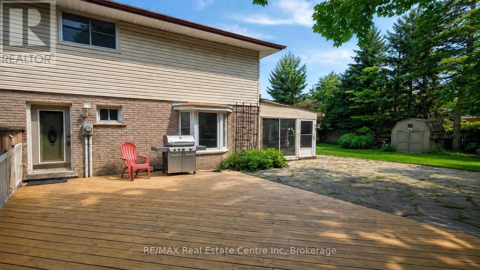 27 Elmhurst Crescent, Guelph, ON, N1H 6C8 - 2