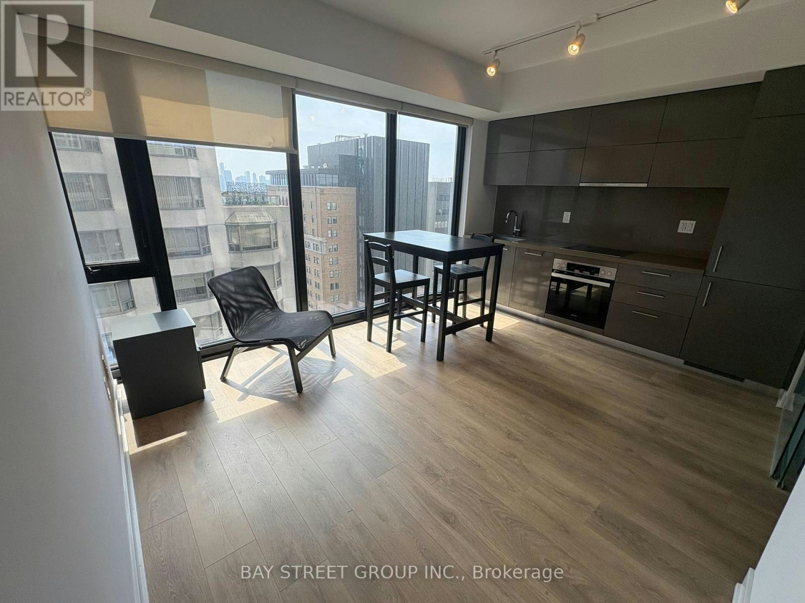 1909-188 Cumberland Street, Toronto, ON, M5R 0B6 - 2