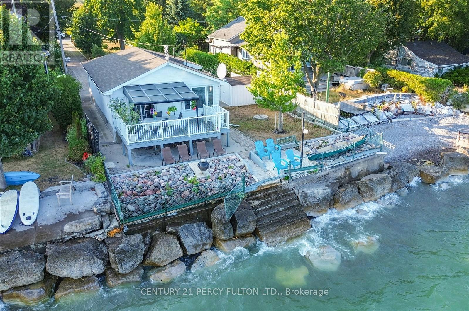 135 Cedar Crest Beach Road, Clarington, ON, L1C 3K3