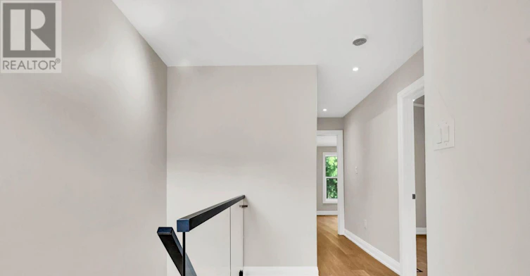 137 Clarence Street, Vaughan, ON, L4L 1L4 - 16