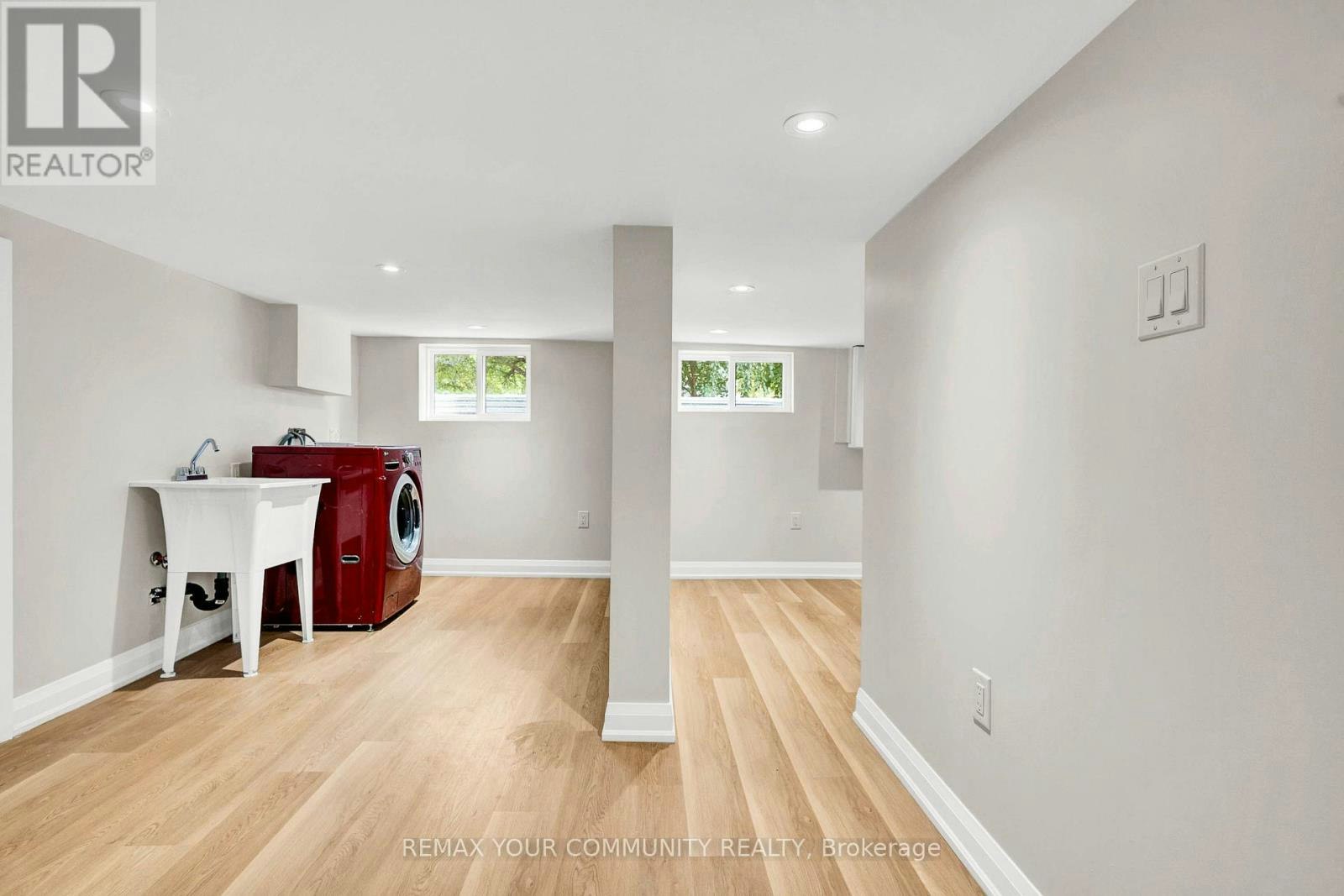 137 Clarence Street, Vaughan, ON, L4L 1L4 - 26