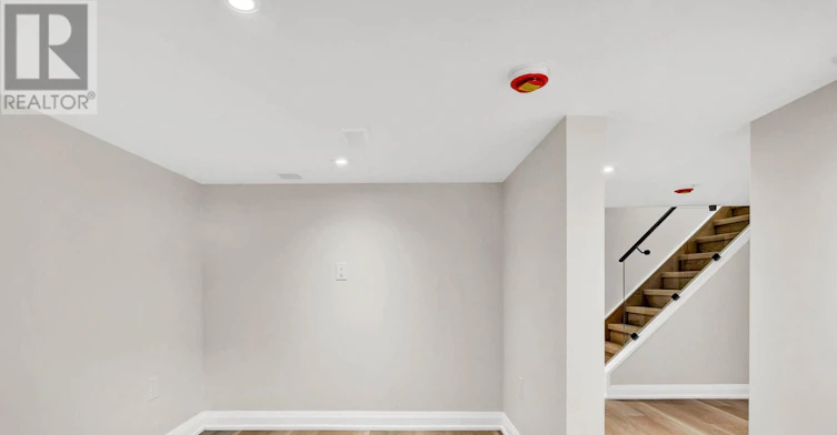 137 Clarence Street, Vaughan, ON, L4L 1L4 - 28