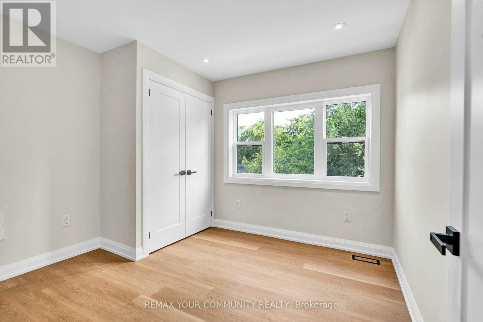 137 Clarence Street, Vaughan, ON, L4L 1L4 - 20